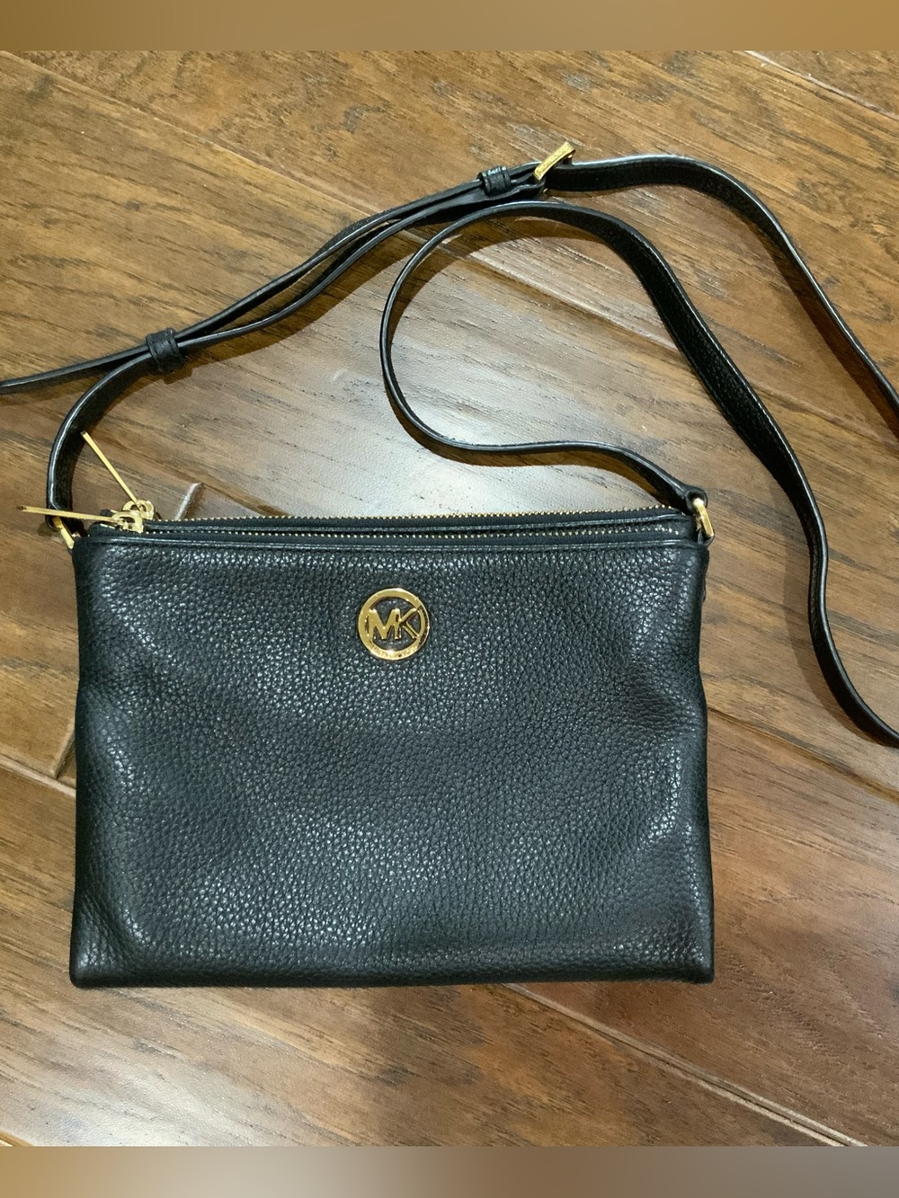 Michael Kors Fulton Crossbody